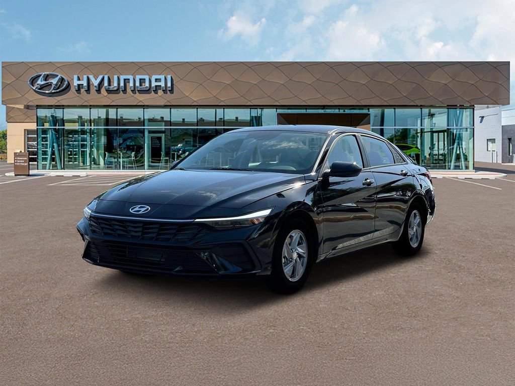 New 2025 Hyundai Elantra SE image 1