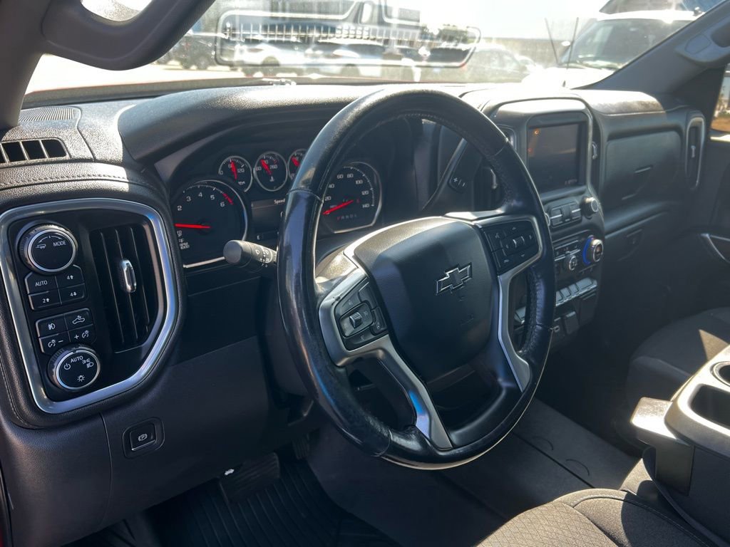 Used 2021 Chevrolet Silverado 1500 RST image 28