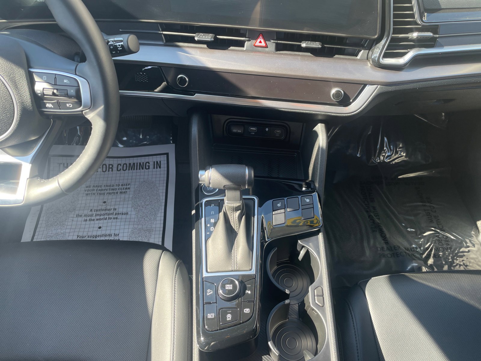 Used 2025 Kia Sportage EX image 15