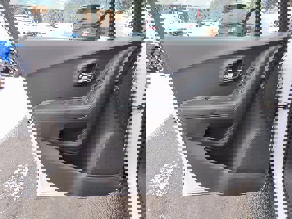 Used 2018 Chevrolet Trax LS image 15