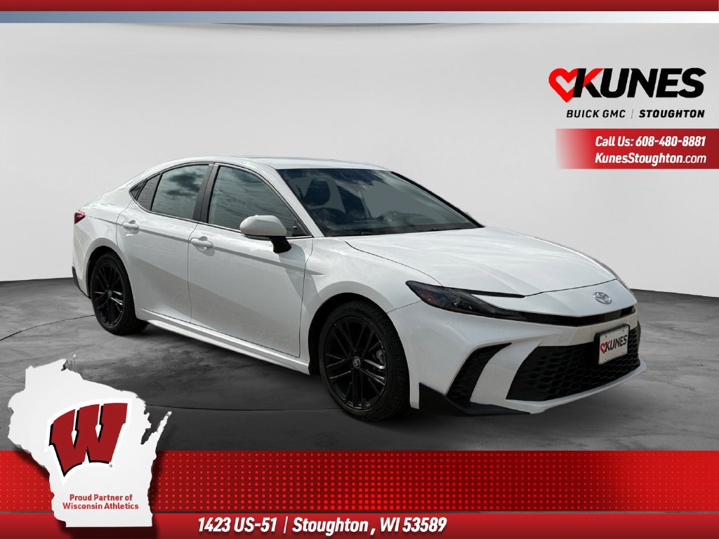 Used 2026 Toyota Camry SE FWD image 1