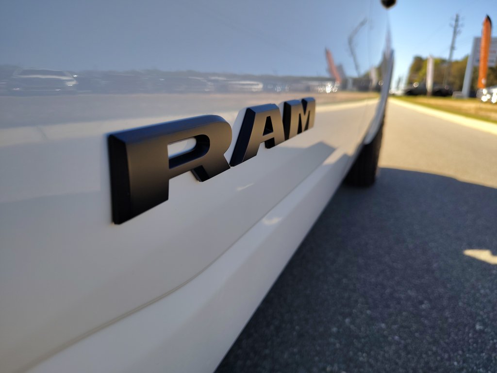 New 2026 RAM 1500 Big Horn AWD/4WD image 9