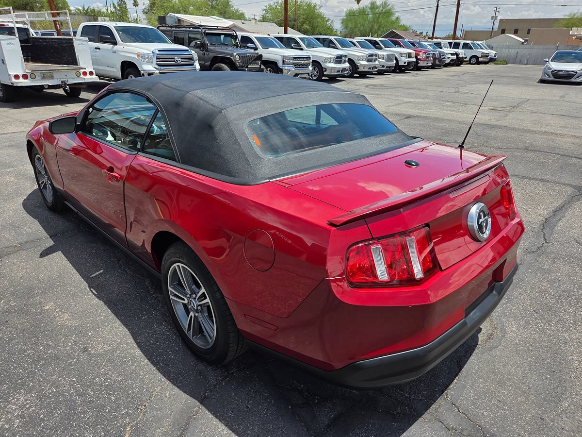 Used 2010 Ford Mustang Premium RWD image 10