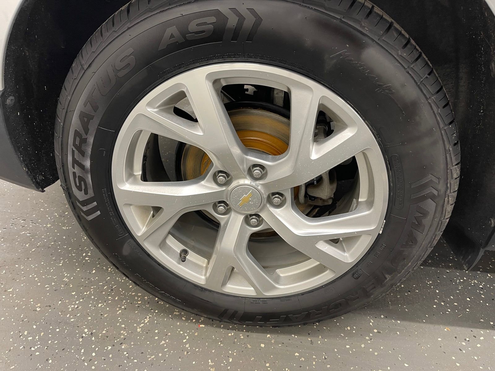 Used 2020 Chevrolet Equinox LT image 19