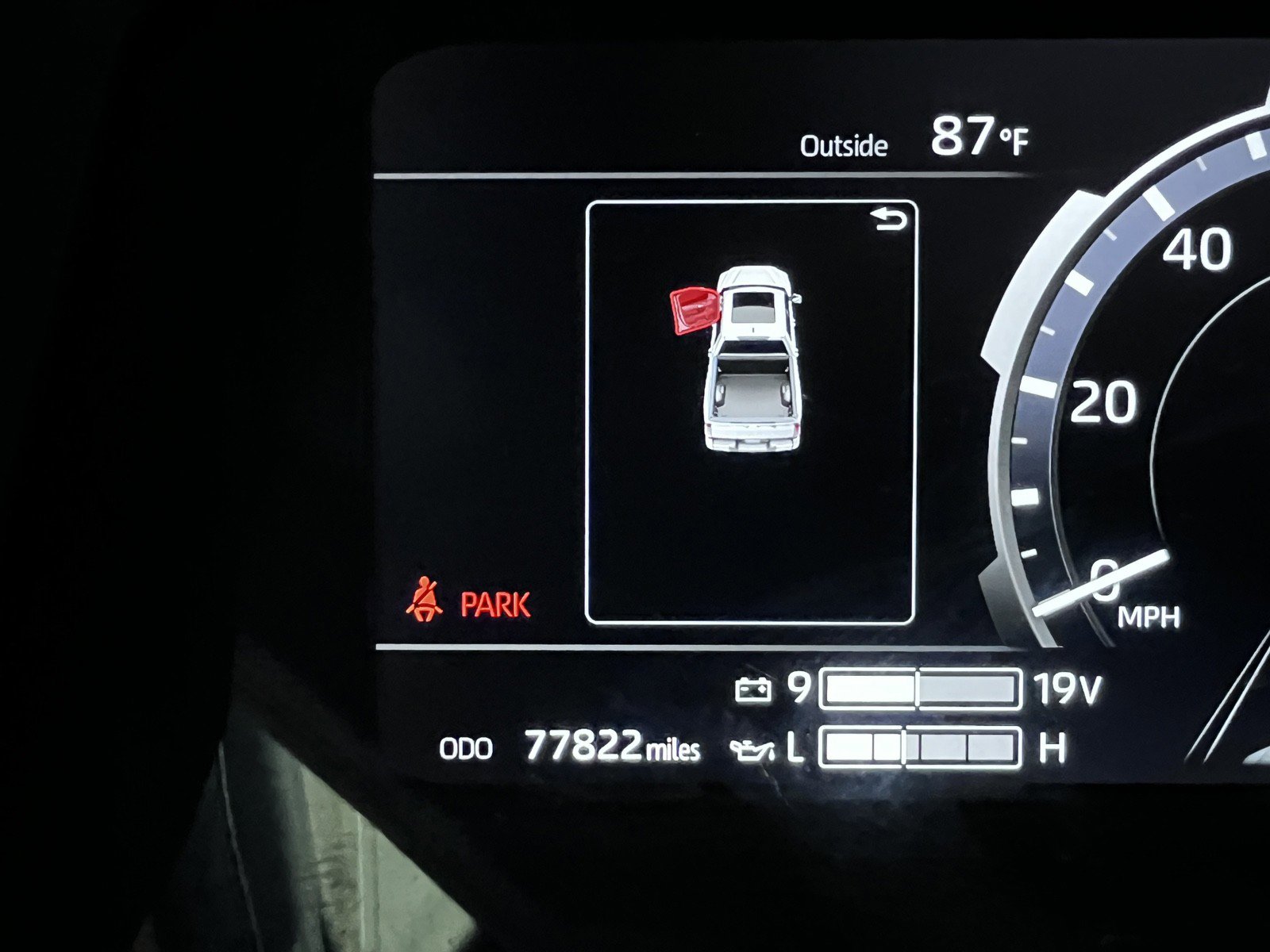 Used 2023 Toyota Tundra Platinum w/ Advanced Package AWD/4WD image 12