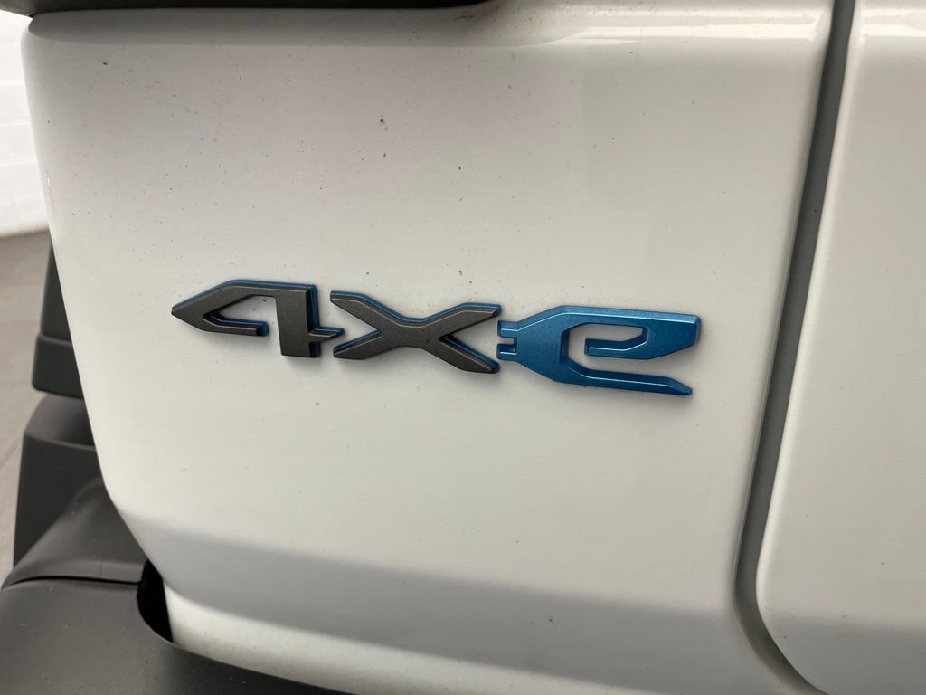 Certified 2025 Jeep Wrangler Unlimited Rubicon 4xe w/ Safety Group AWD/4WD image 10