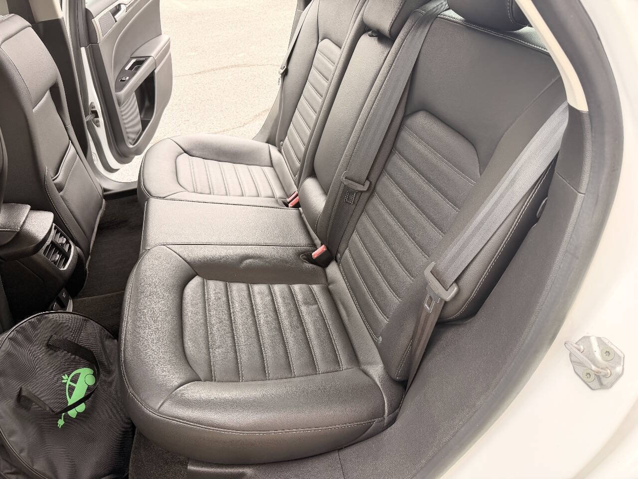 Used 2014 Ford Fusion Energi SE w/ Driver Assist Package FWD image 11