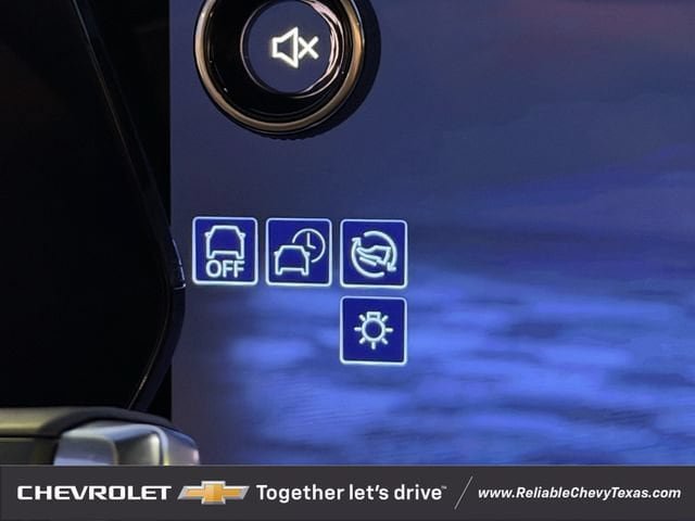 Used 2024 Chevrolet Equinox EV LT FWD image 22