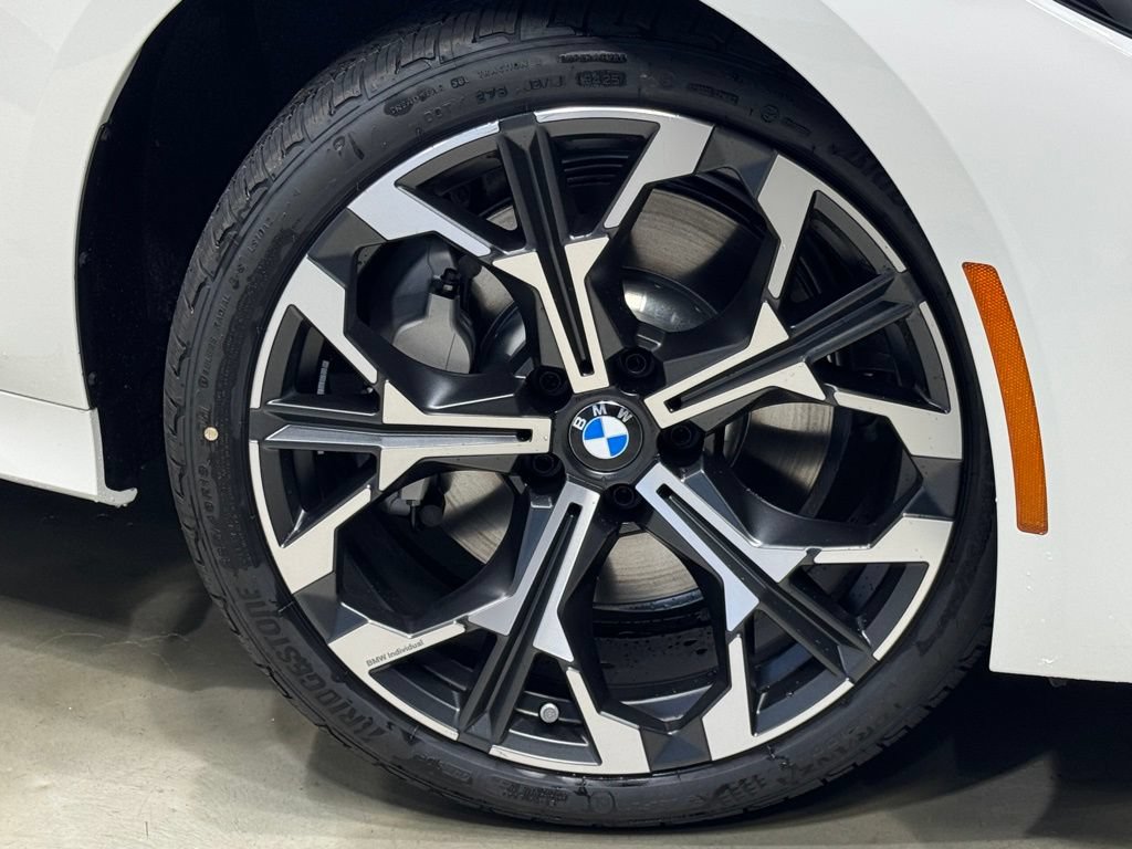 Used 2026 BMW 330i xDrive Sedan AWD/4WD image 7