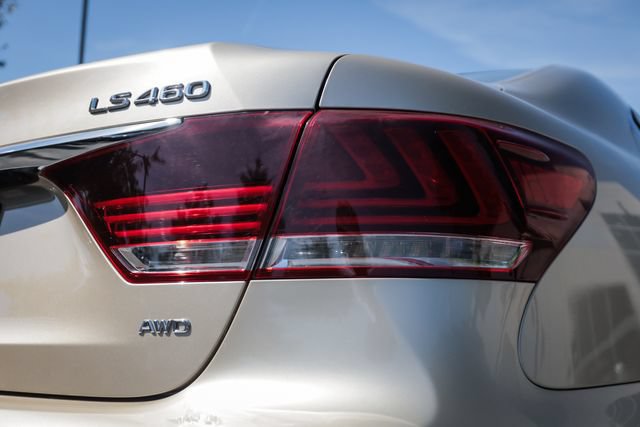 Used 2014 Lexus LS 460 AWD w/ Comfort Package image 17