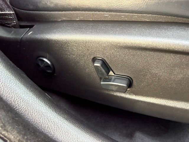 Used 2016 Dodge Charger SXT w/ AWD Plus Group image 29