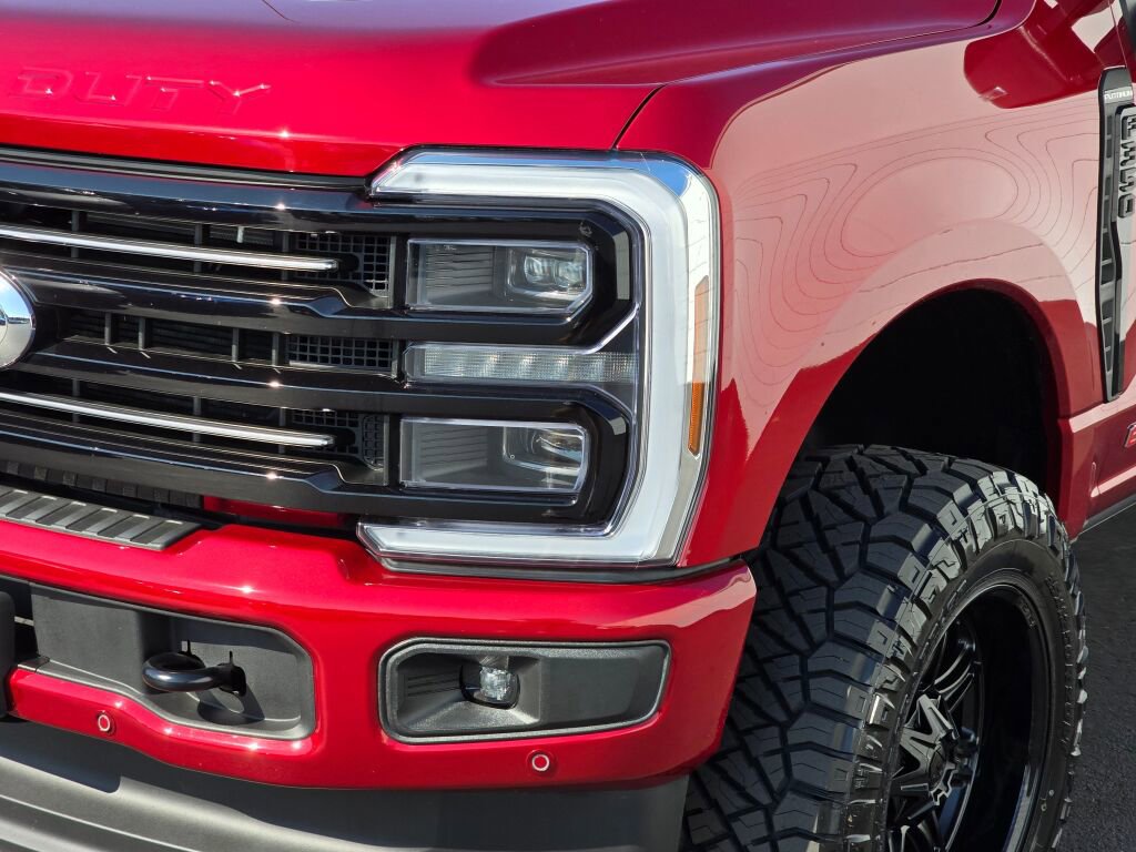 Used 2025 Ford F350 Platinum image 10