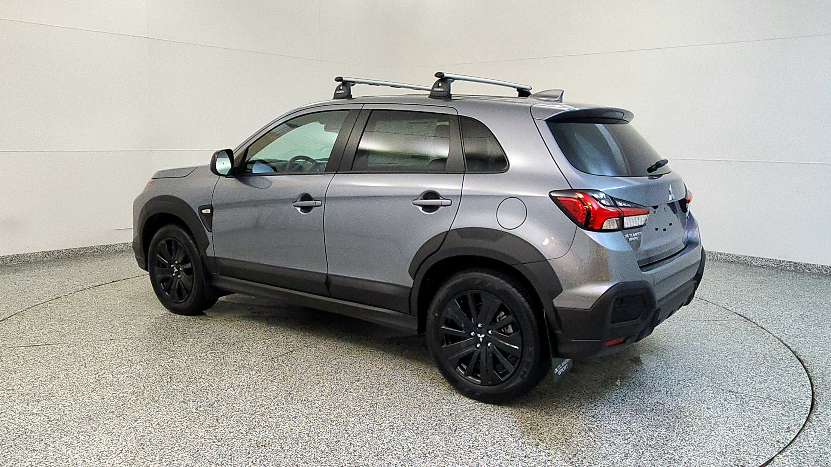 Used 2025 Mitsubishi Outlander Sport AWD image 5