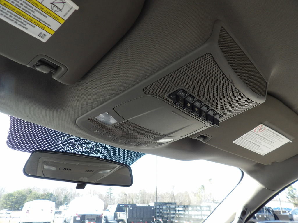 Used 2018 Ford F350 XL w/ Power Equipment Group image 23