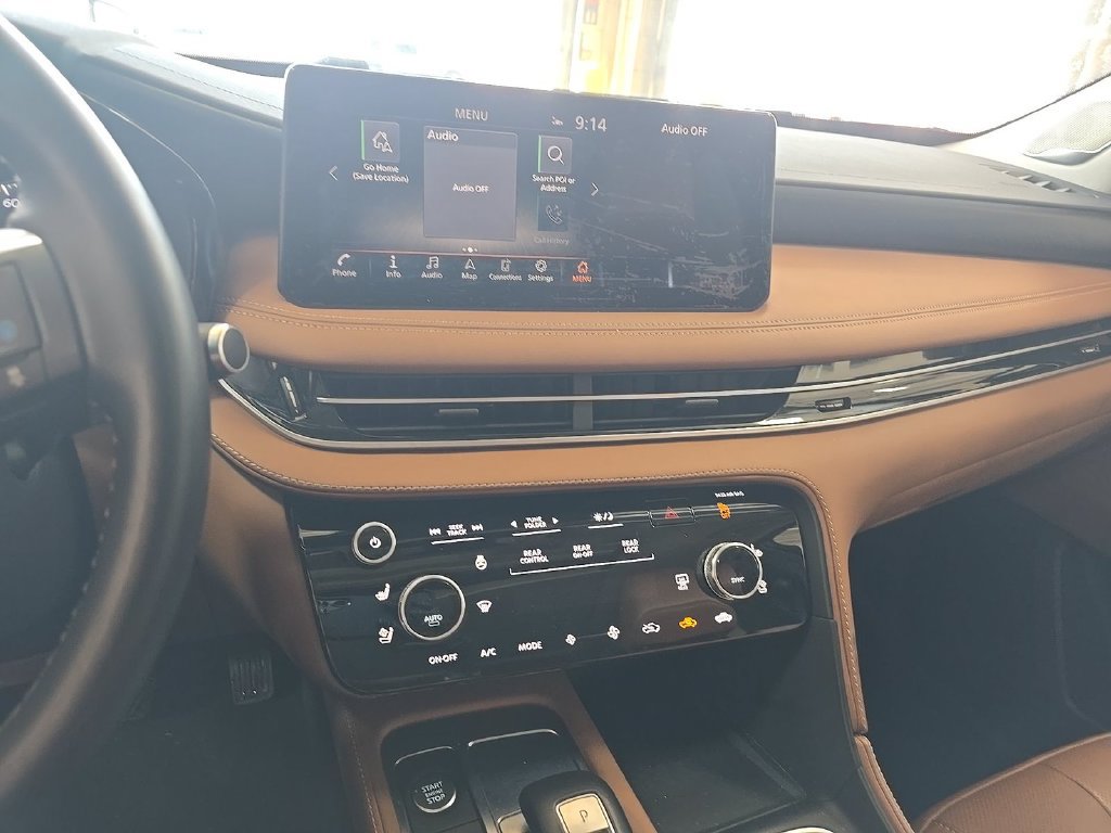 Used 2023 INFINITI QX60 Sensory w/ Cargo Package AWD/4WD image 6