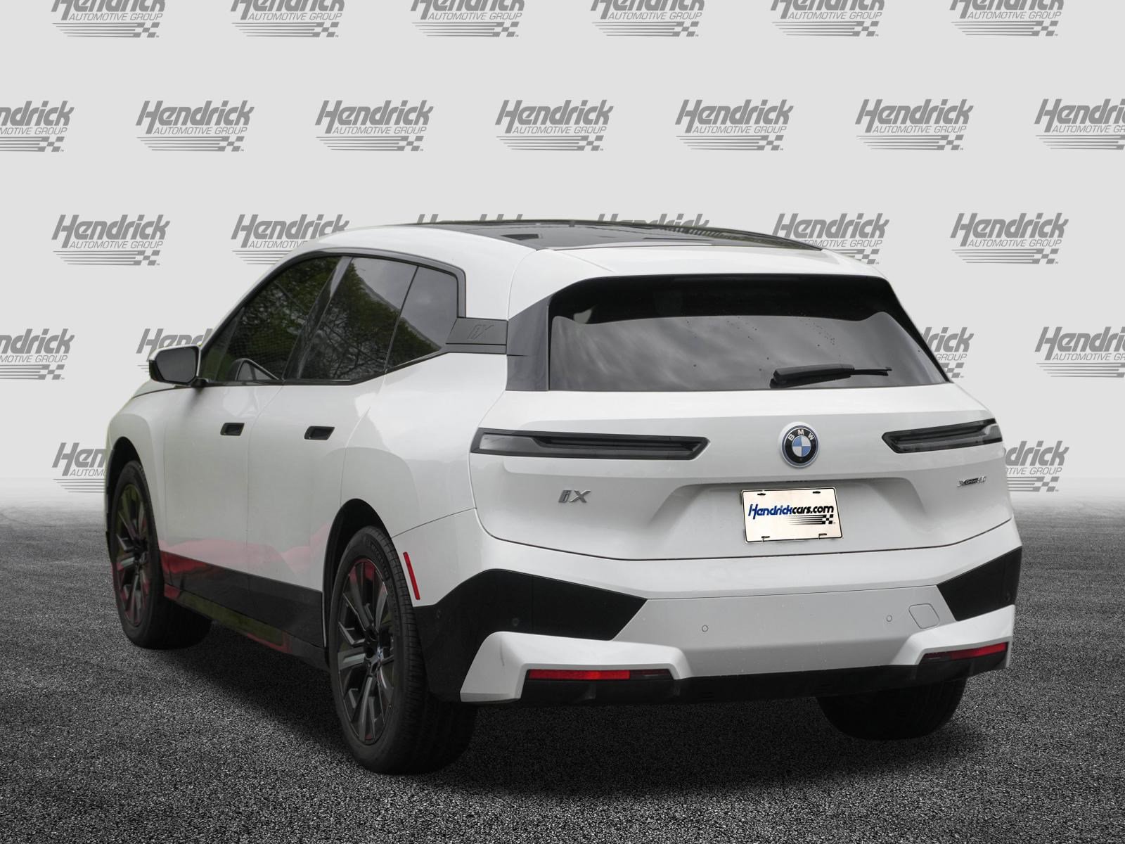 Certified 2024 BMW iX xDrive50 w/ Premium Package AWD/4WD image 7