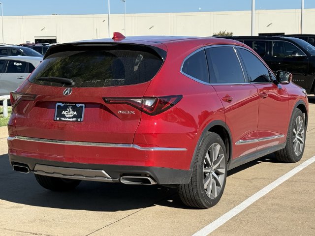 Certified 2025 Acura MDX w/ Technology Package FWD image 4