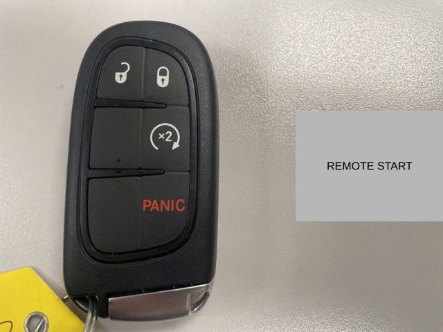 Used 2022 Jeep Cherokee Trailhawk image 11