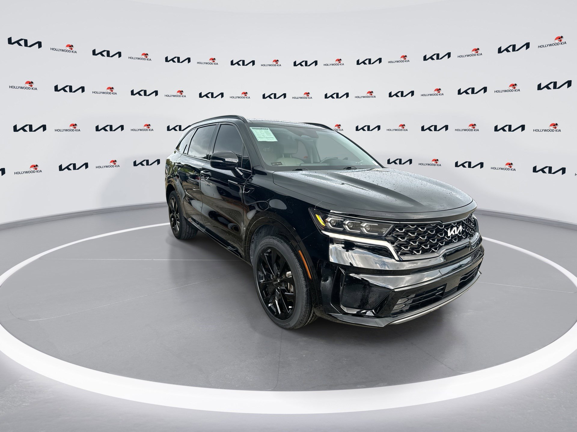 Certified 2023 Kia Sorento SX FWD image 2