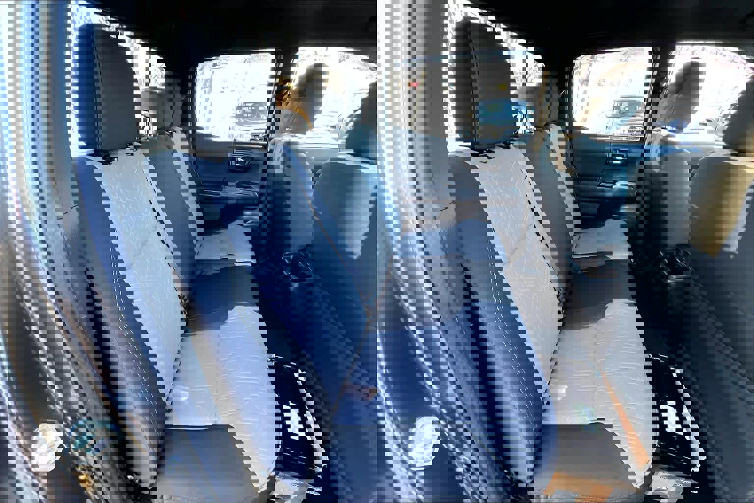 Used 2023 Toyota Tacoma TRD Off-Road image 18