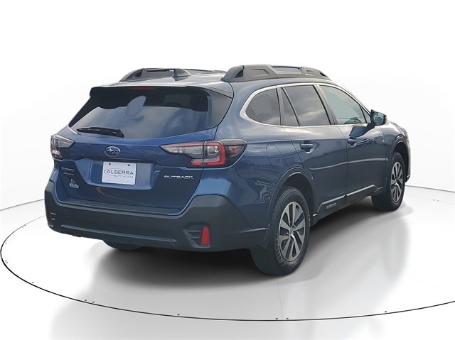 Used 2022 Subaru Outback Premium image 4