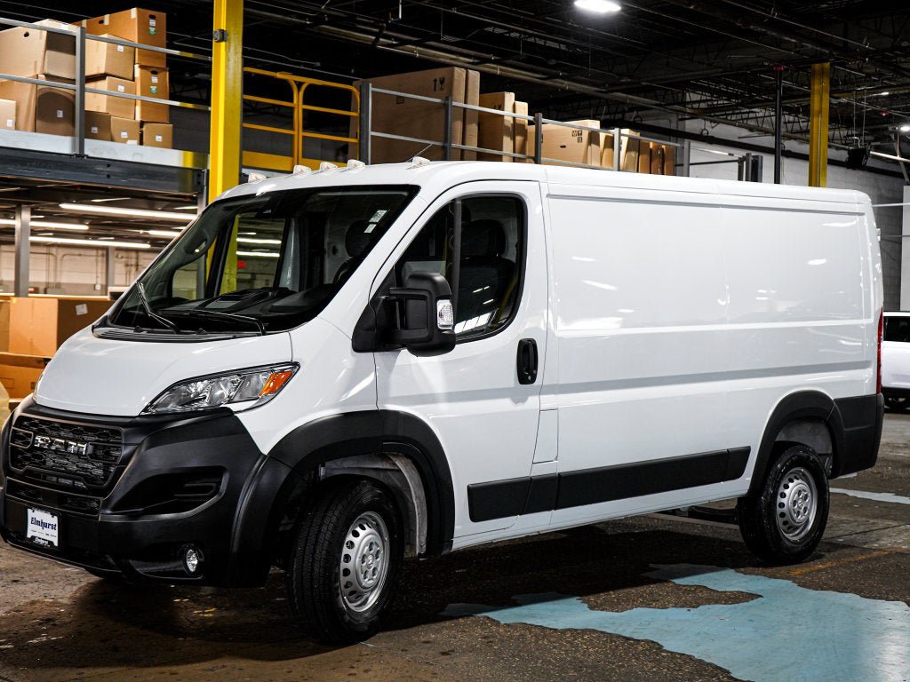 Used 2025 RAM ProMaster 1500 w/ Convenience Group FWD image 3