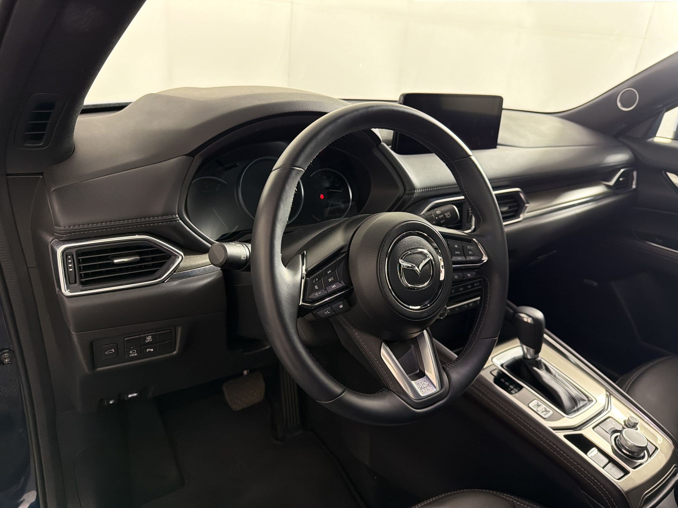 Used 2025 MAZDA CX-5 Signature AWD/4WD image 4