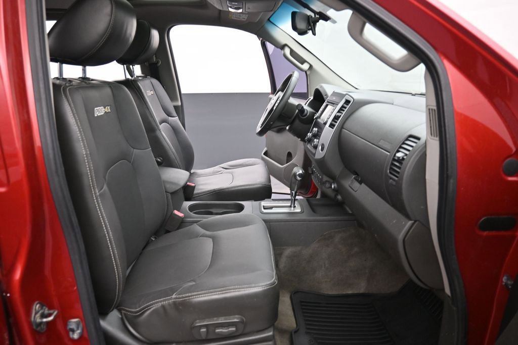 Used 2013 Nissan Frontier PRO-4X w/ Pro-4x Luxury Pkg AWD/4WD image 12