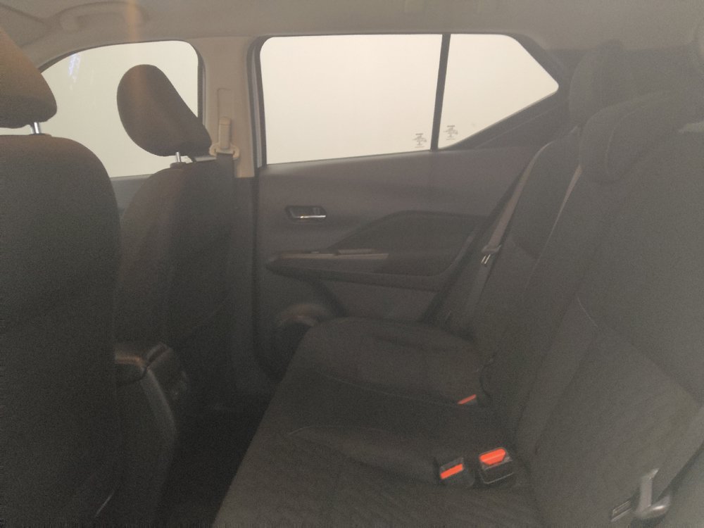 Used 2022 Nissan Kicks SV FWD image 18