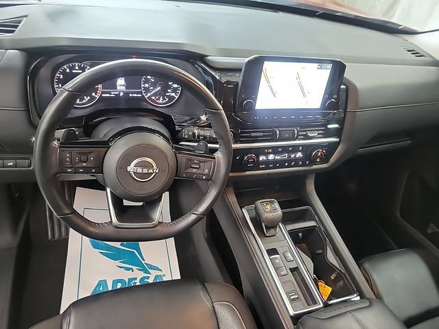 Used 2024 Nissan Pathfinder SL FWD image 7