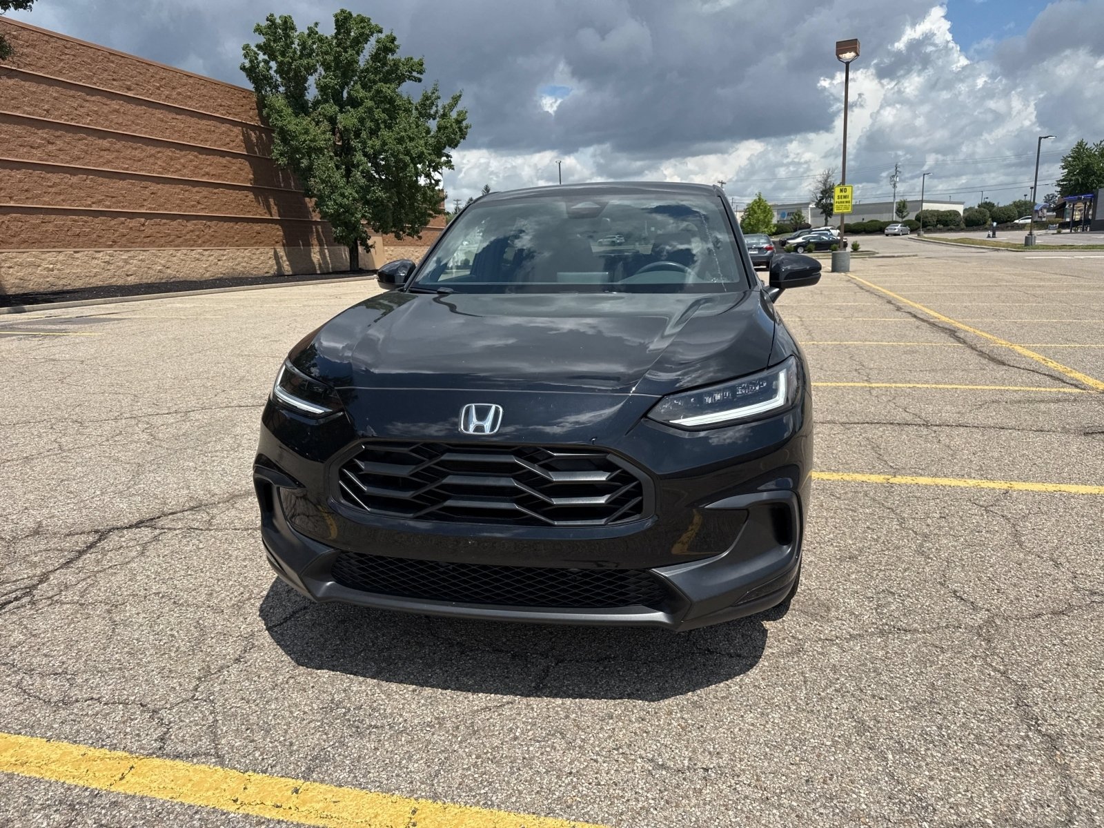 Used 2024 Honda HR-V Sport image 11