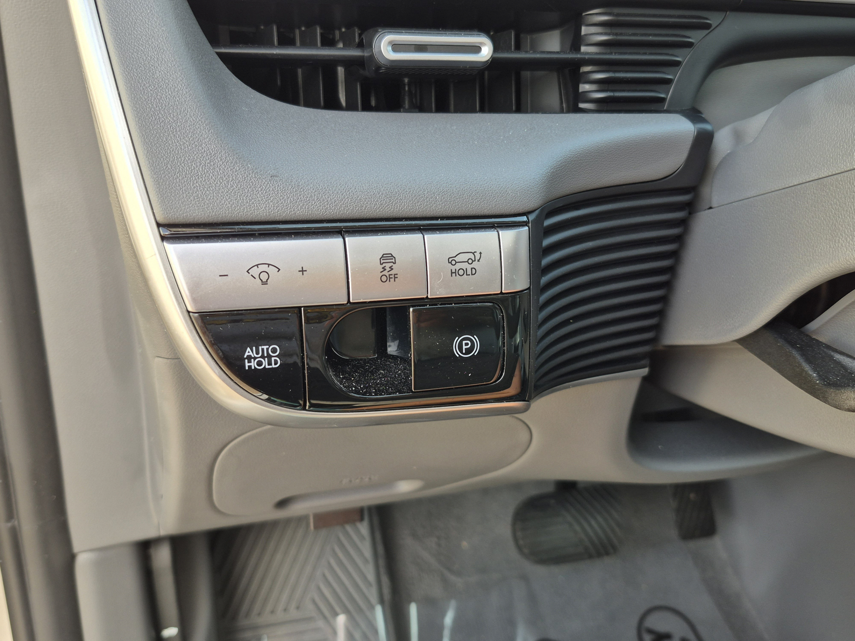Certified 2024 Hyundai Ioniq 5 Limited RWD image 28