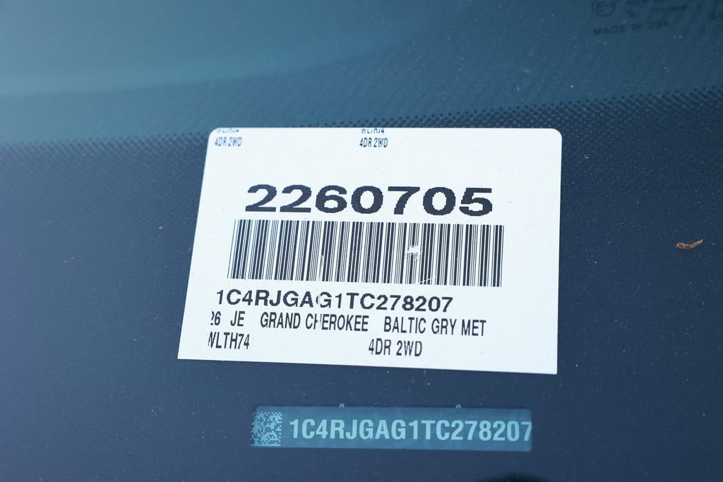 New 2026 Jeep Grand Cherokee Laredo RWD image 34