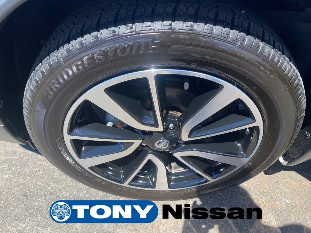 Used 2019 Nissan Rogue SL w/ Premium Package AWD/4WD image 9