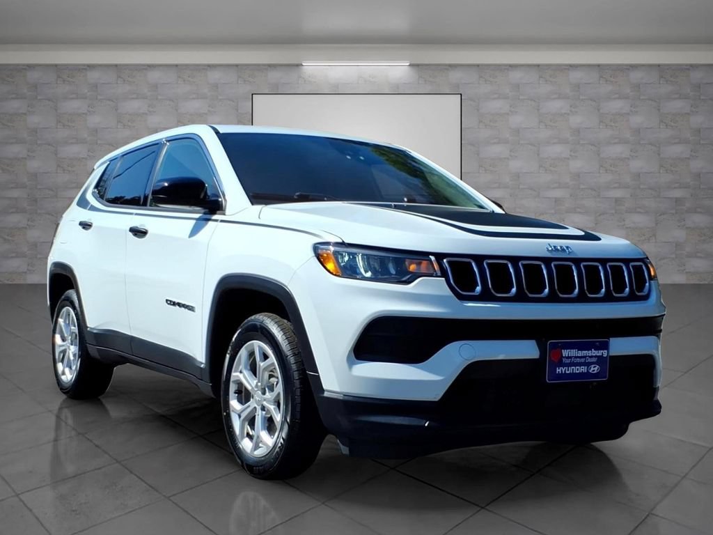 Used 2024 Jeep Compass Sport w/ Mopar Graphics Package AWD/4WD image 1