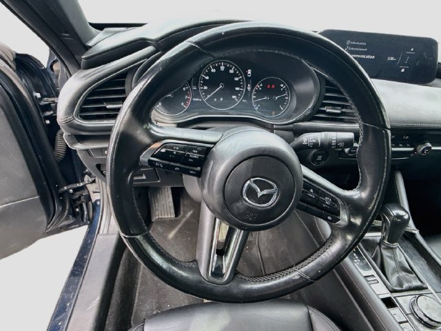 Used 2024 MAZDA MAZDA3 s FWD image 16