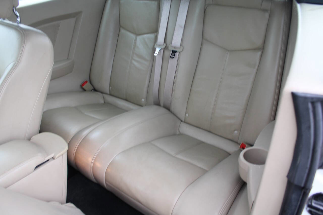 Used 2013 Chrysler 200 Limited image 16