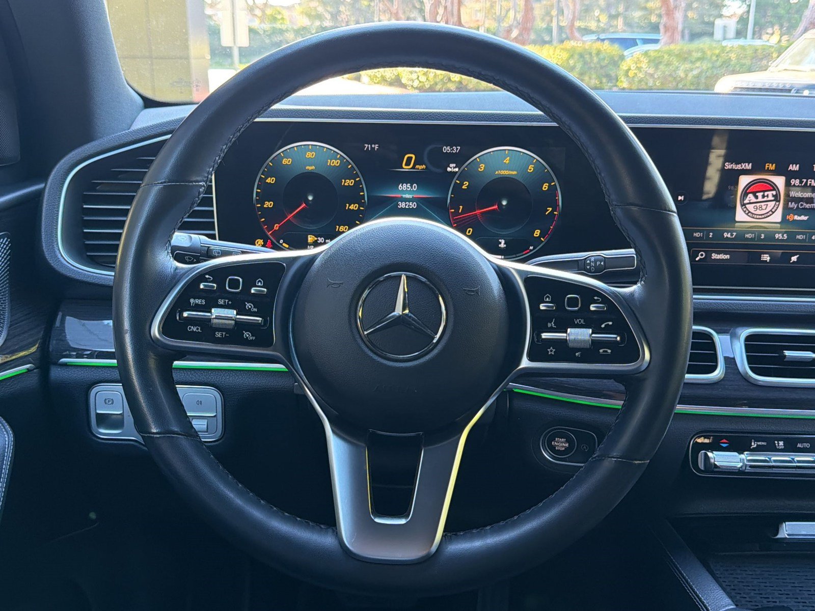 Used 2023 Mercedes-Benz GLE 350 4MATIC image 18