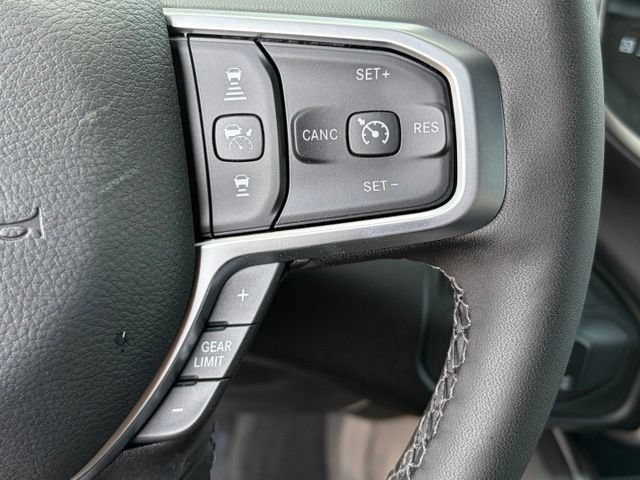 New 2026 RAM 2500 Big Horn AWD/4WD image 18