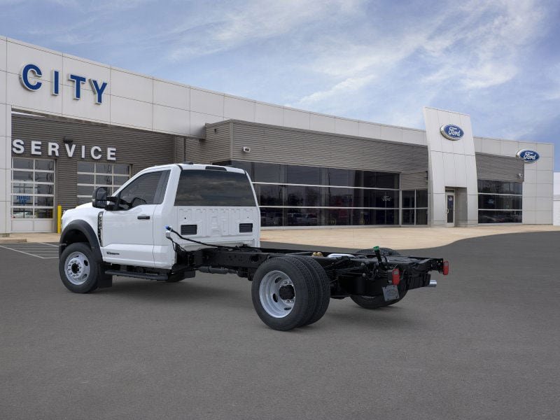New 2025 Ford F550 4x4 Regular Cab Super Duty image 6