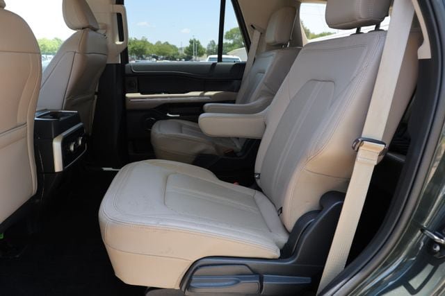 Used 2022 Ford Expedition Limited AWD/4WD image 29
