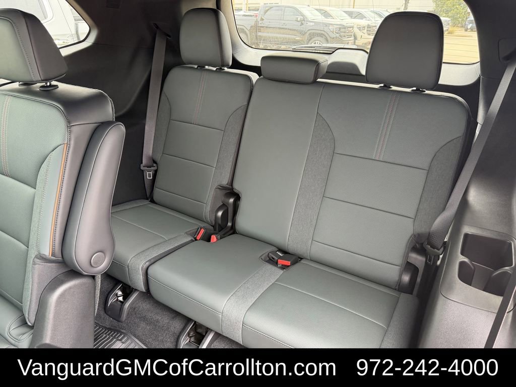 New 2026 GMC Acadia AT4 w/ LPO, Floor Liner Package AWD/4WD image 24