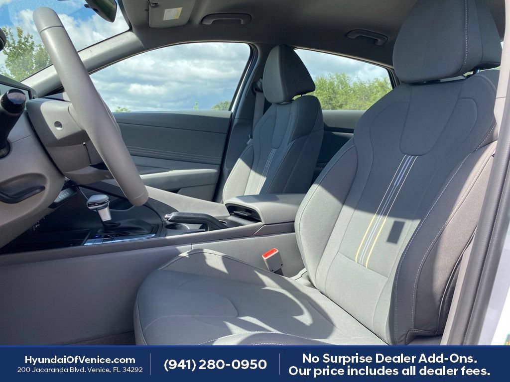 Certified 2026 Hyundai Elantra Sport FWD image 3