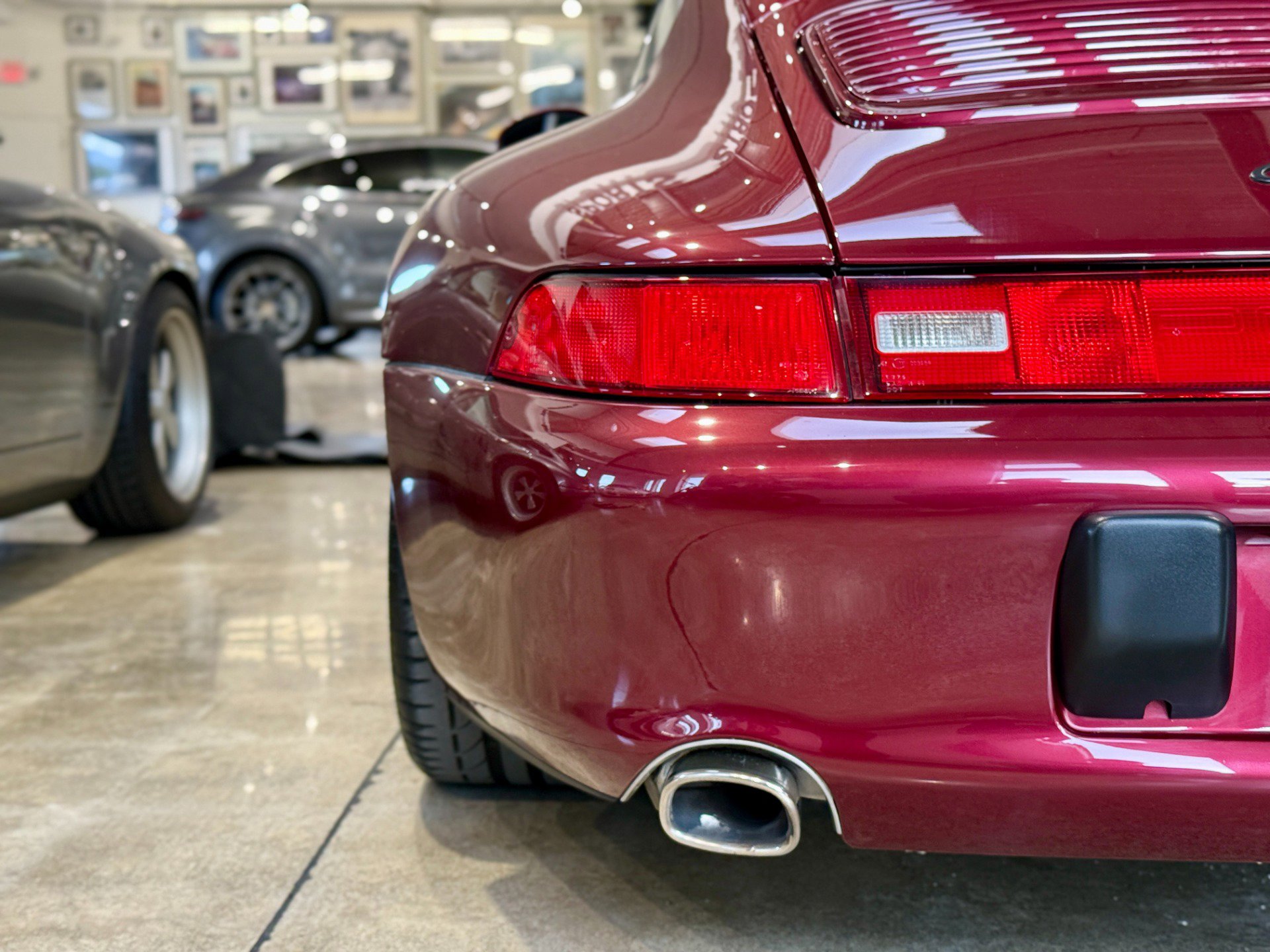 Used 1998 Porsche 911 Carrera S image 97