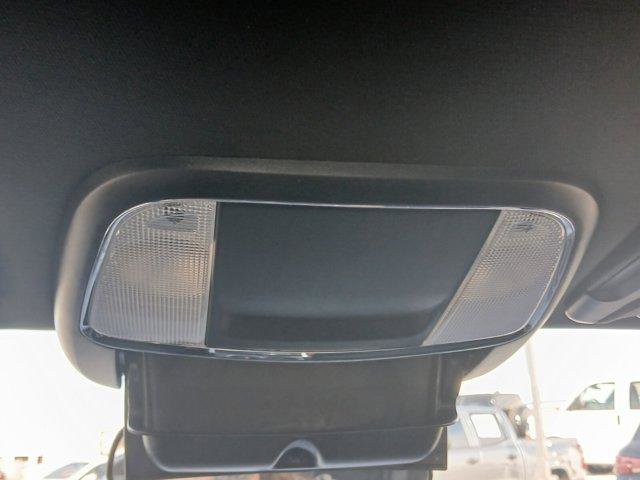 Used 2022 Dodge Charger SXT image 19