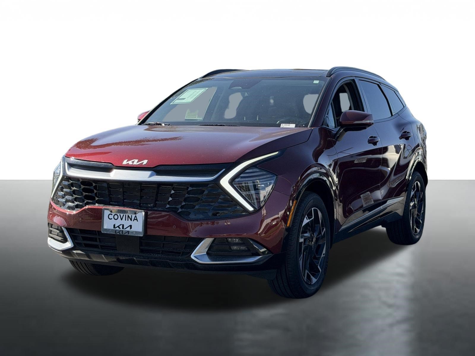 Certified 2025 Kia Sportage SX AWD/4WD image 4