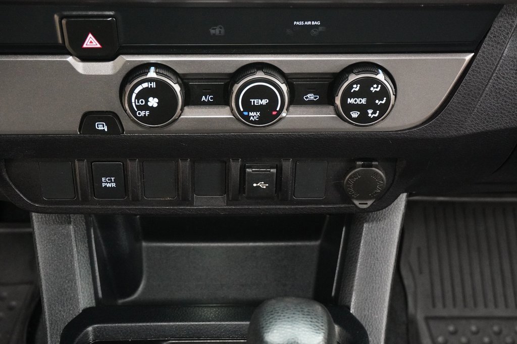 Used 2020 Toyota Tacoma SR5 image 14