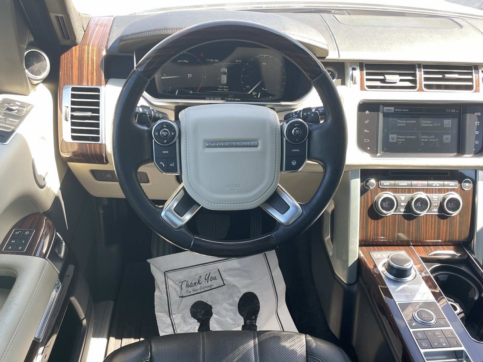 Used 2016 Land Rover Range Rover HSE image 13