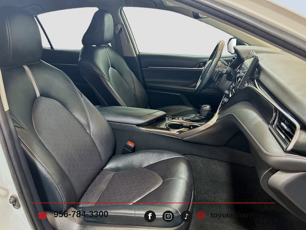 Used 2022 Toyota Camry XSE w/ Cold Weather Package FWD image 25