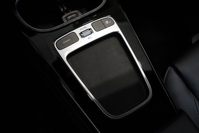 New 2025 Mercedes-Benz CLA 45 AMG 4MATIC image 33